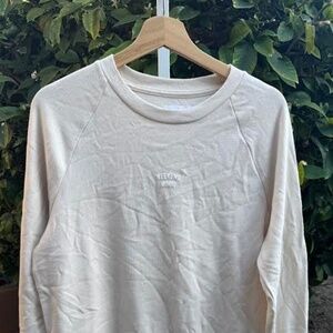 Womens Crew Neck Sweater XS NWT #111